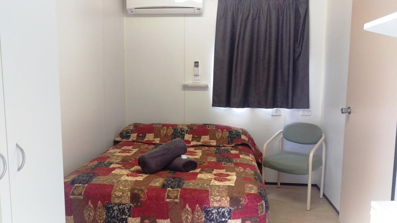 Khancoban Lakeside Caravan Park מראה חיצוני תמונה