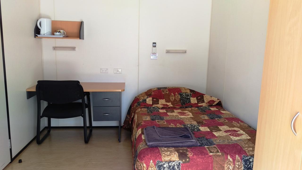 Khancoban Lakeside Caravan Park חדר תמונה